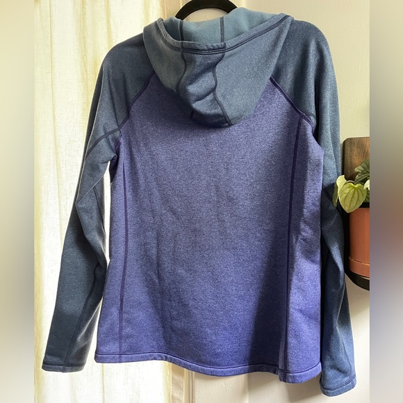 LL Bean LIKE NEW Zip-Up Hoodie - Picture 7 of 9